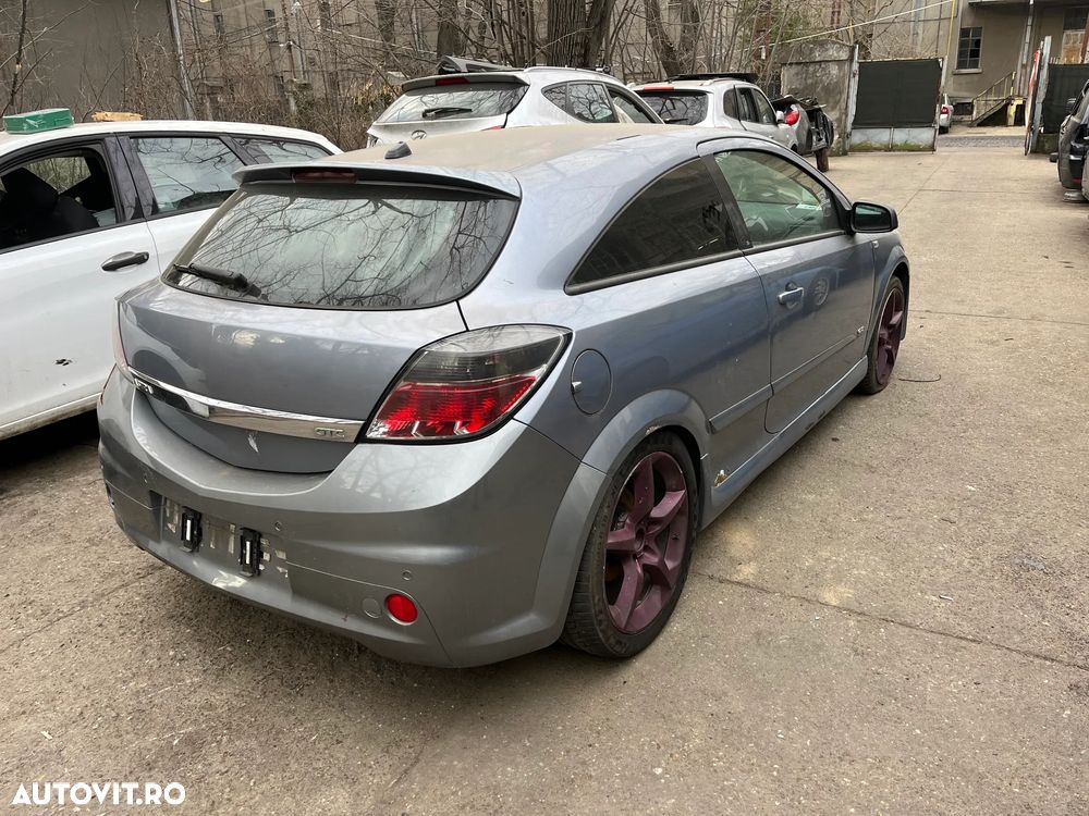 Dezmembrez Opel Astra H GTC gri Z163 OPC 1,9 diesel 6+1  Z19DTH-EDS1 140kw - 6