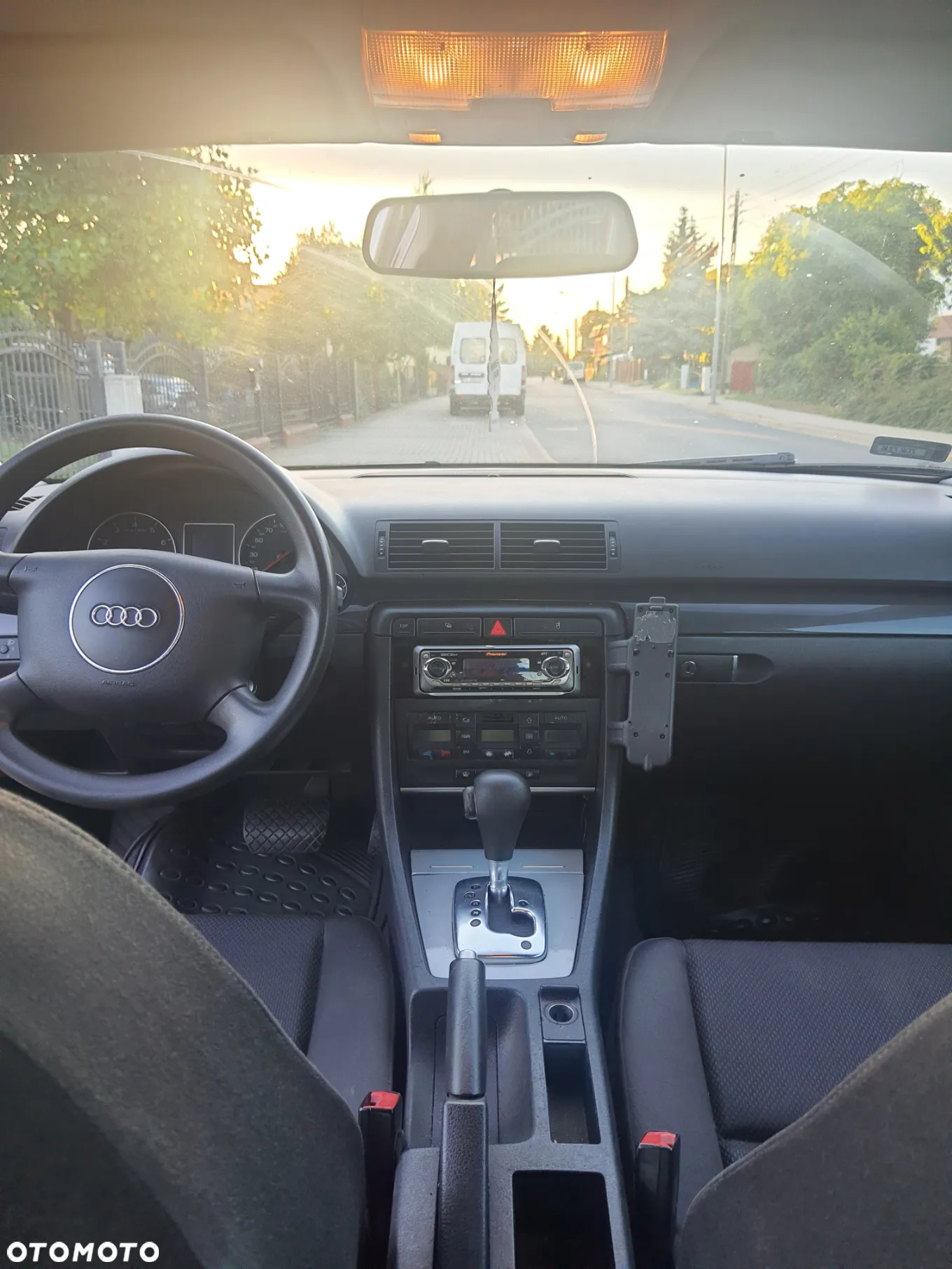 Audi A4 2.0 Multitronic - 8