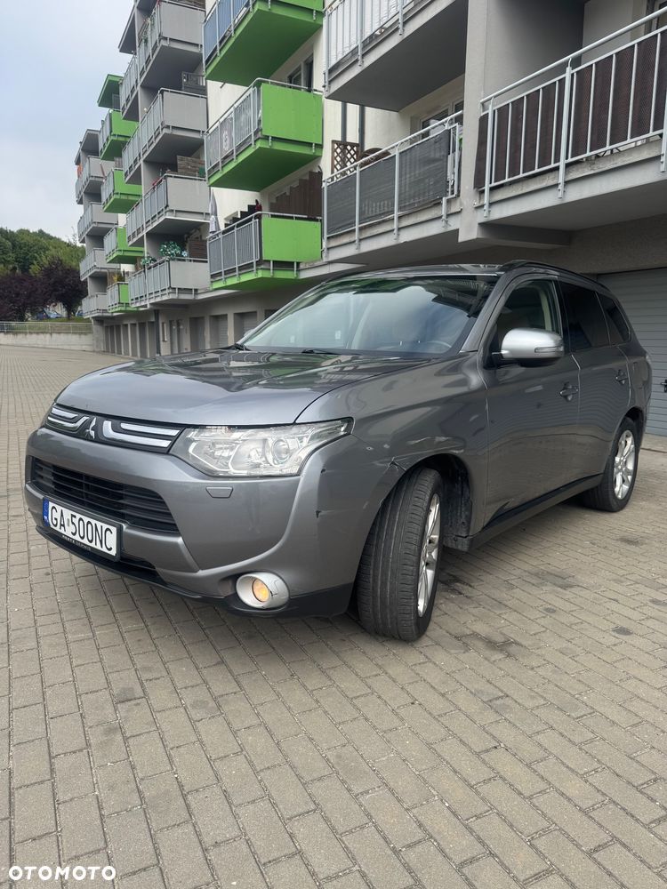 Mitsubishi Outlander 2.0 Intense + CVT - 3