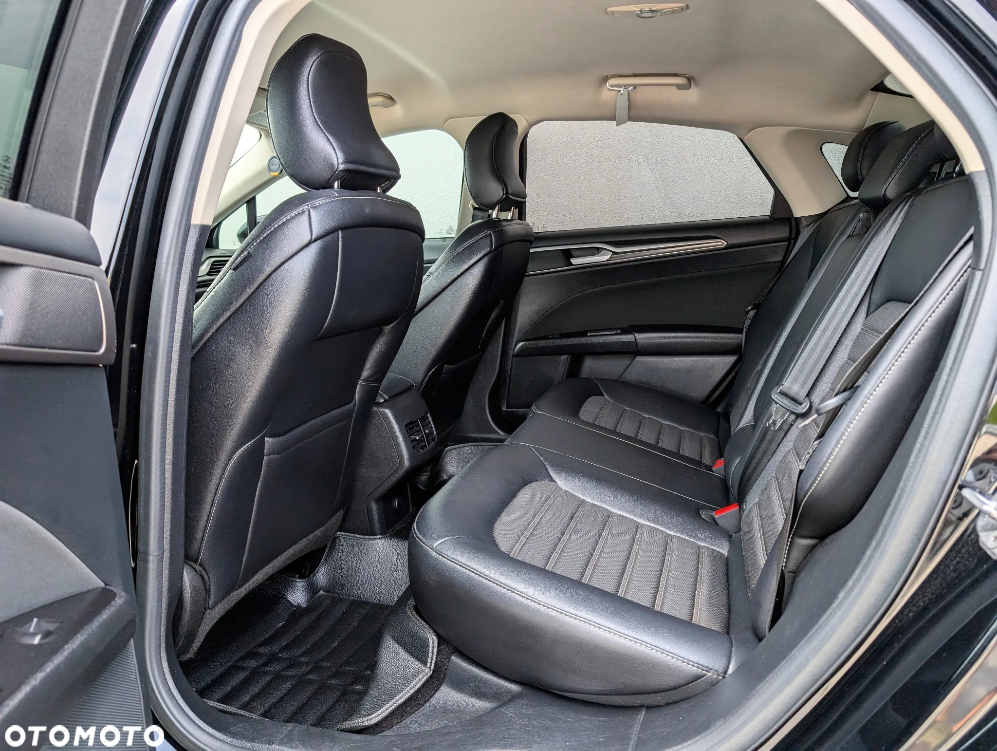 Ford Fusion 2.0 EcoBoost Titanium - 8