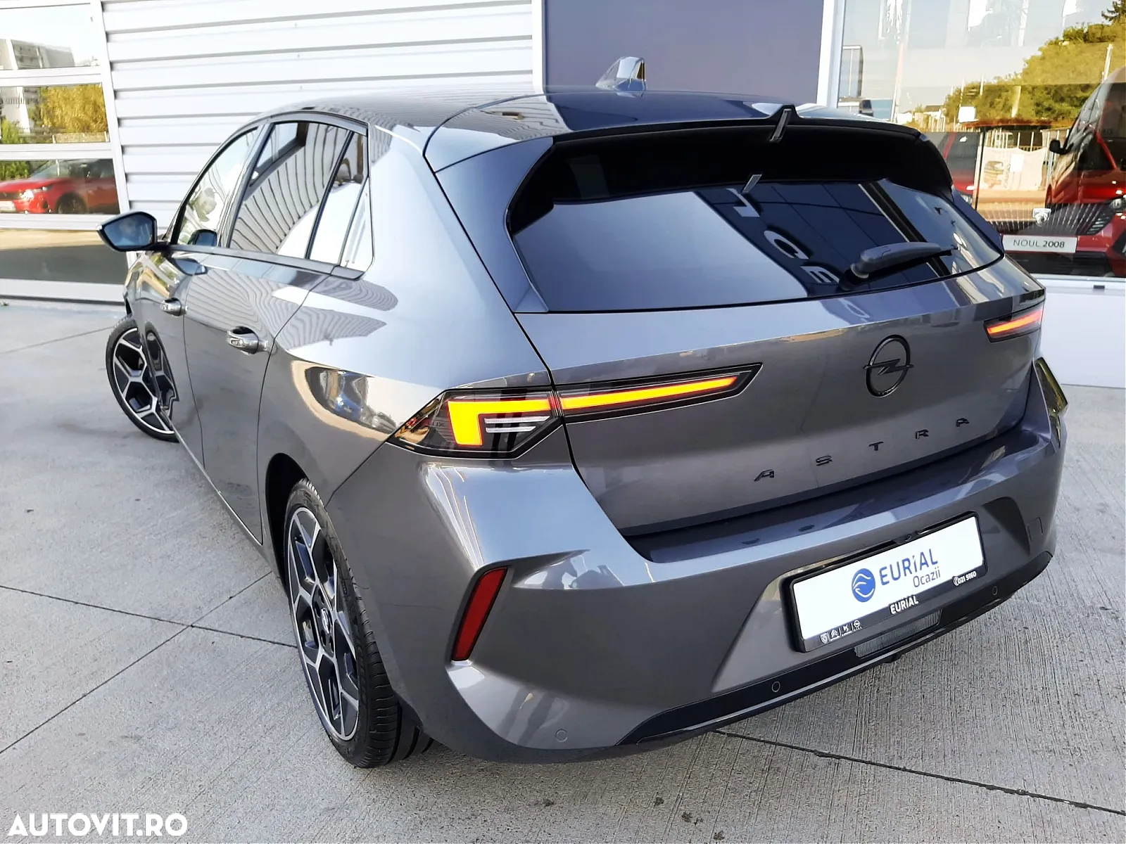 Opel Astra 1.2L Turbo Start/Stop AT8 GS - 4