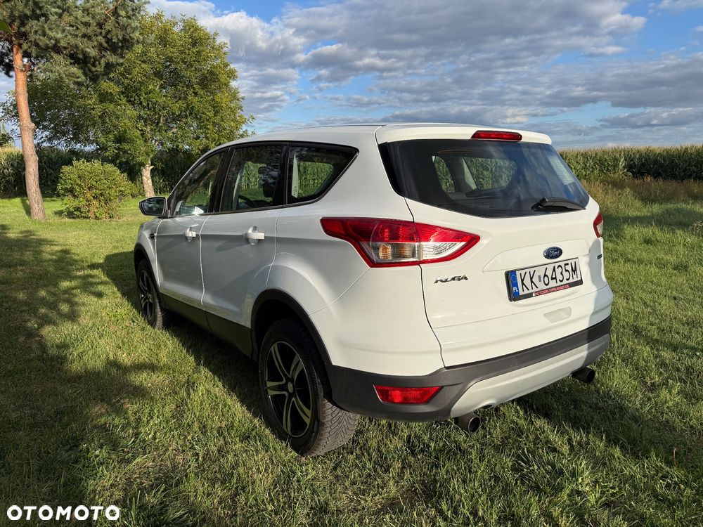 Ford Kuga 1.5 EcoBoost 2x4 Titanium - 5