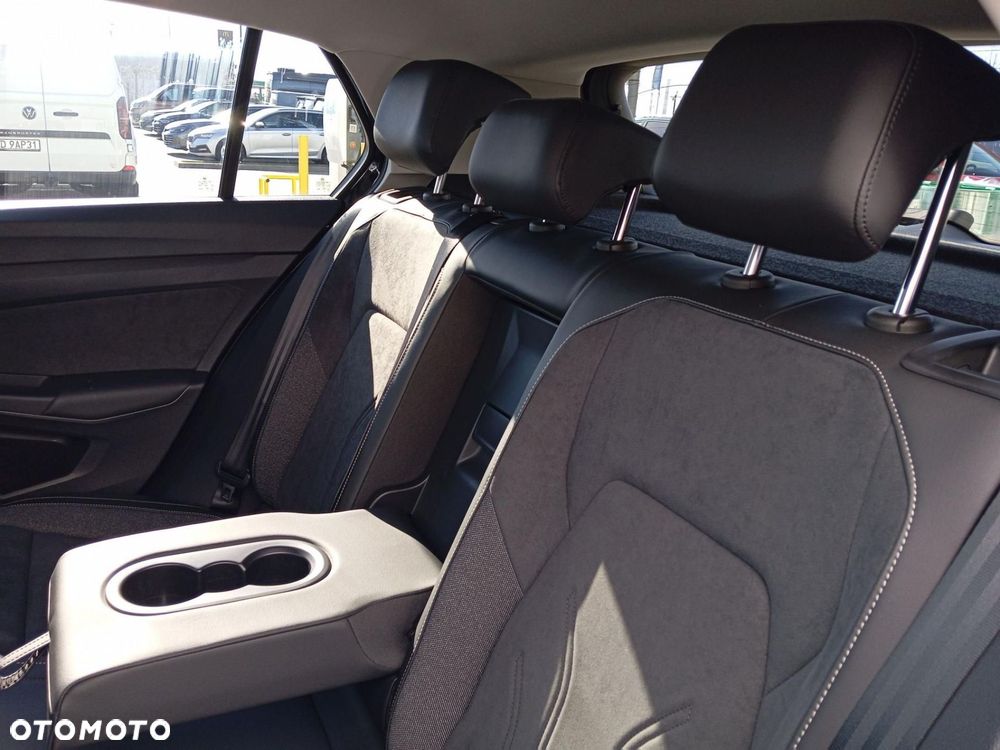 Volkswagen Golf - 19