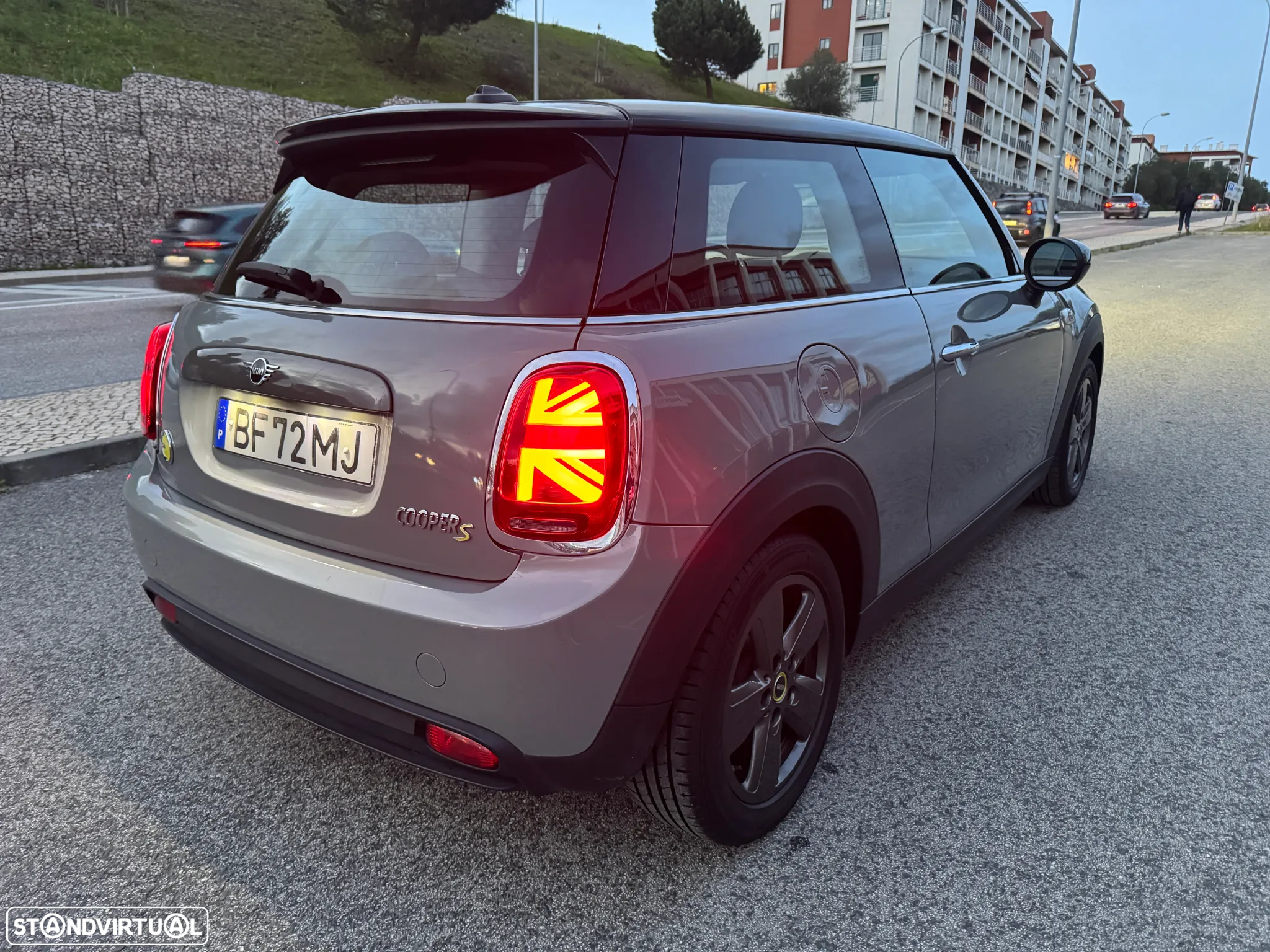 MINI 3 Portas Cooper SE - 3