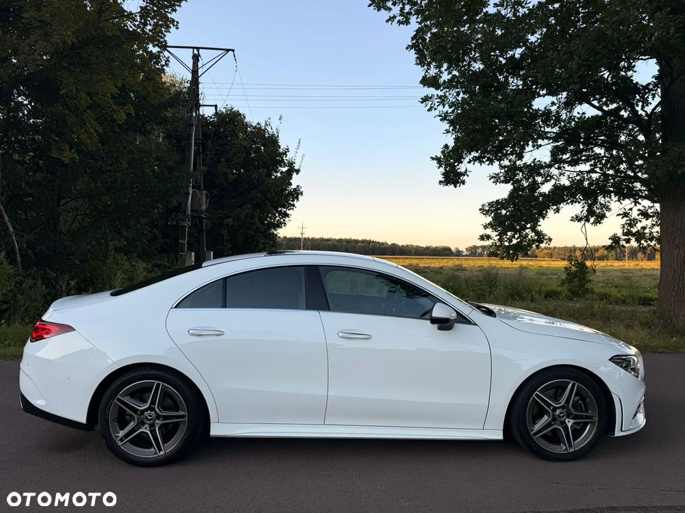 Mercedes-Benz CLA 200 7G-DCT AMG Line - 20
