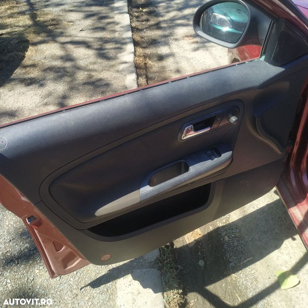 Dezmembrari  Seat IBIZA Mk 4 (6L)  2002  > 2009 1.2 Benzina - 4