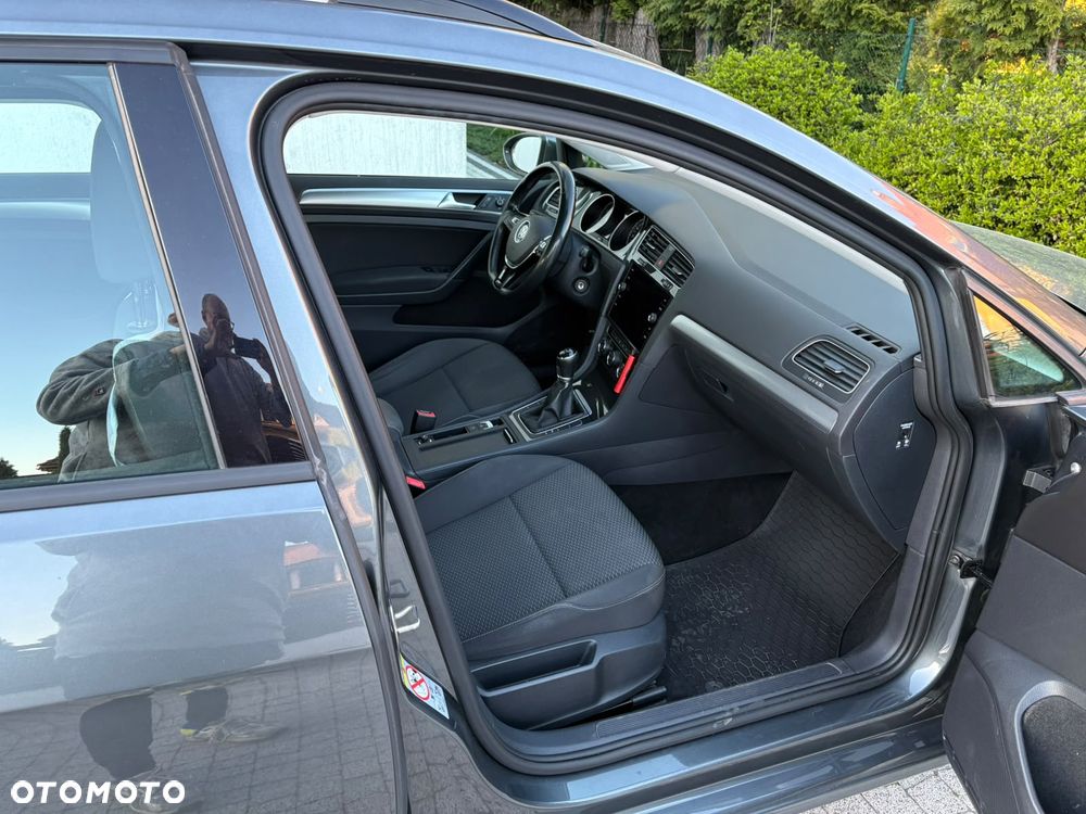 Volkswagen Golf Variant 1.5 TSI BMT Trendline - 11