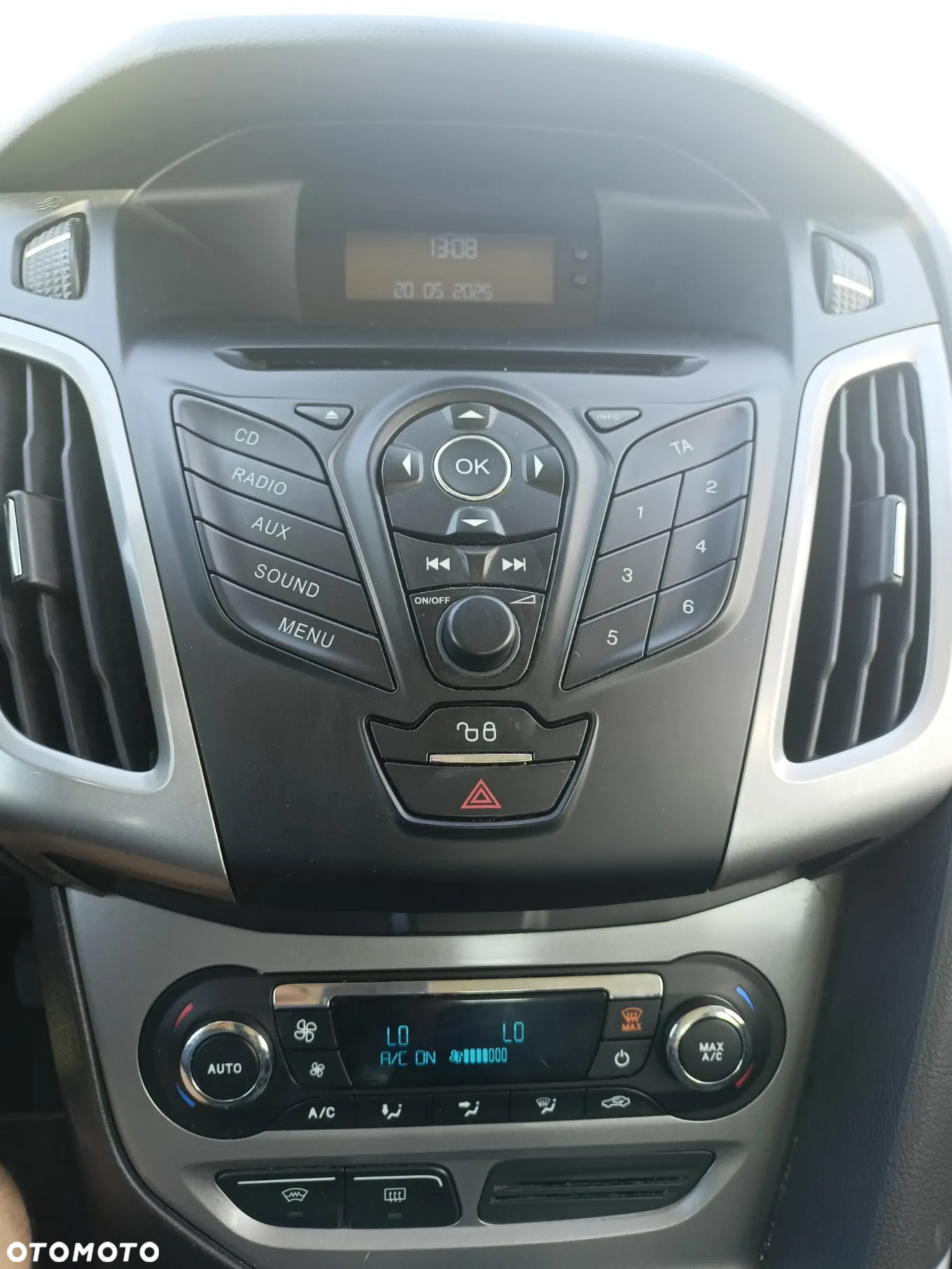 Ford Focus - 14