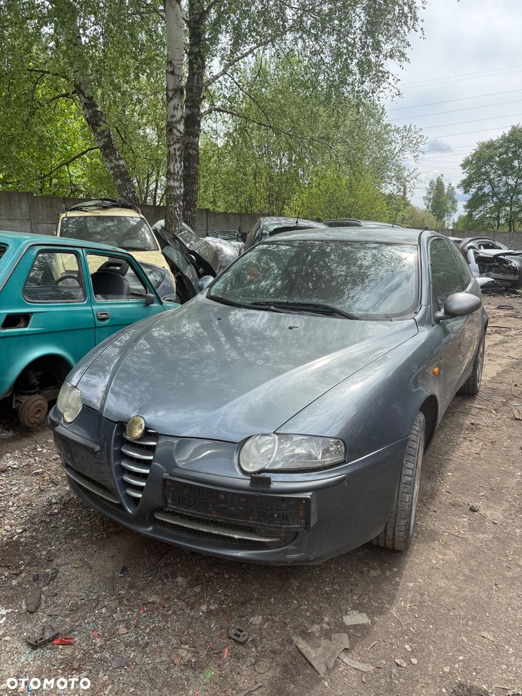 Alfa Romeo 147 na części - 1