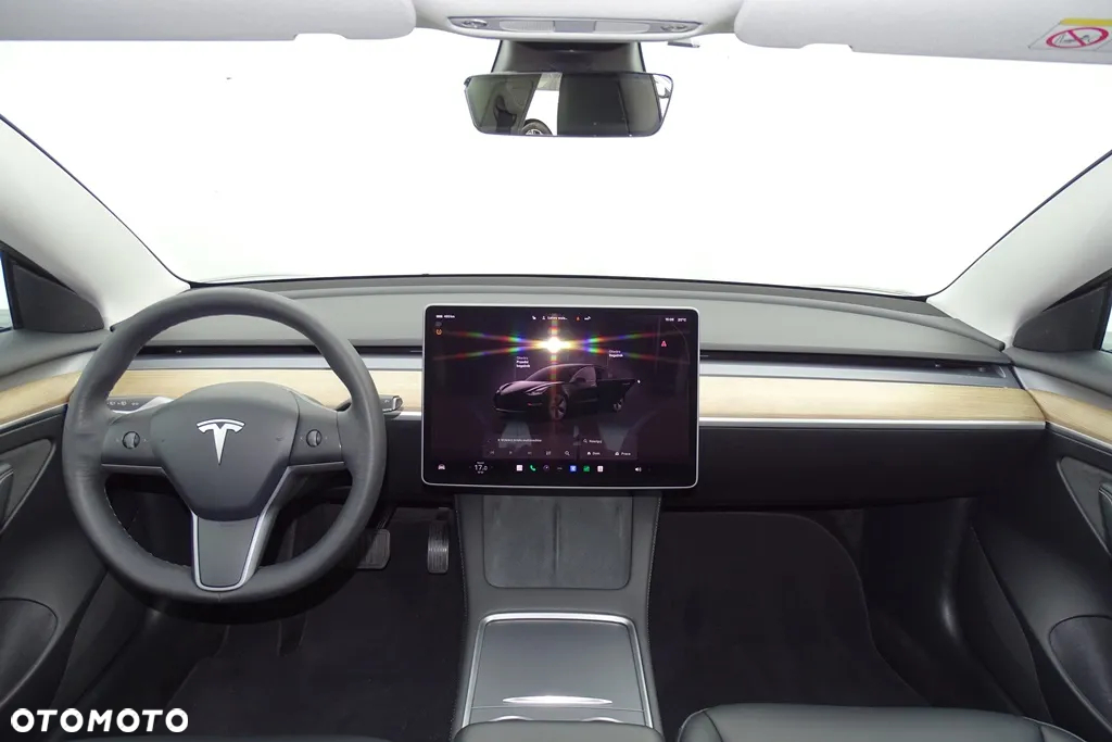 Tesla Model 3 Langstreckenbatterie Allradantrieb Dual Motor - 37