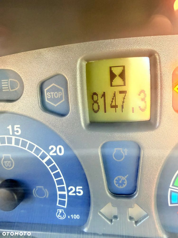 New Holland T7060 - 13