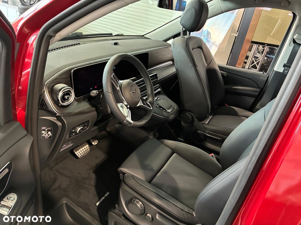 Mercedes-Benz Klasa V - 5