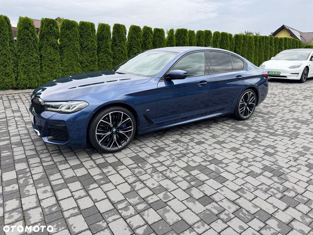 BMW Seria 5 540i xDrive mHEV M Sport sport - 2