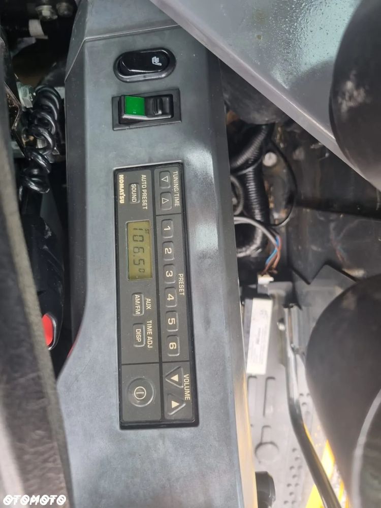 Komatsu PC228 US Compact 24 Tony 8 250 Mth - 15