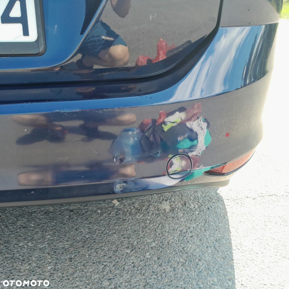 Volkswagen Golf - 12