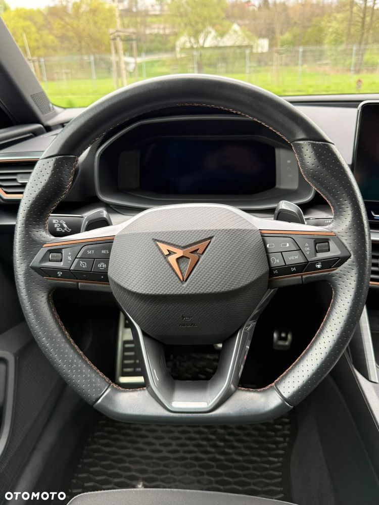 Cupra Leon 2.0 TSI DSG - 10