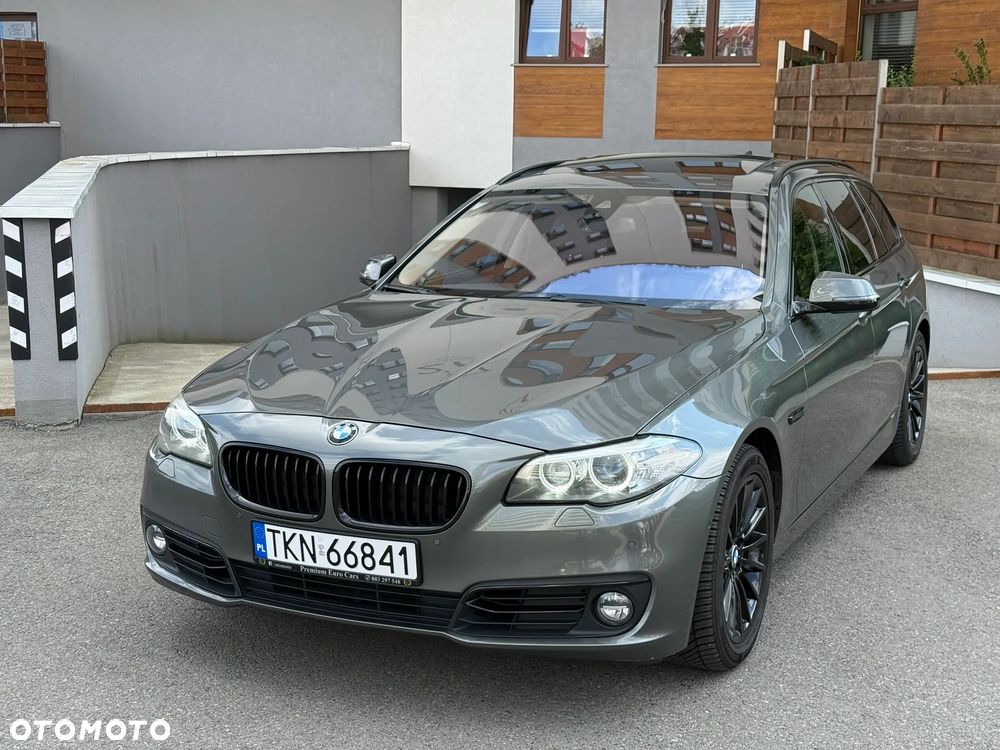 BMW Seria 5 525d Luxury Line - 13