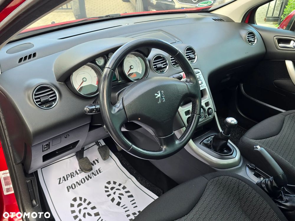 Peugeot 308 1.6 Premium Plus - 28