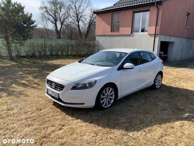 Volvo V40 D4 Kinetic - 1