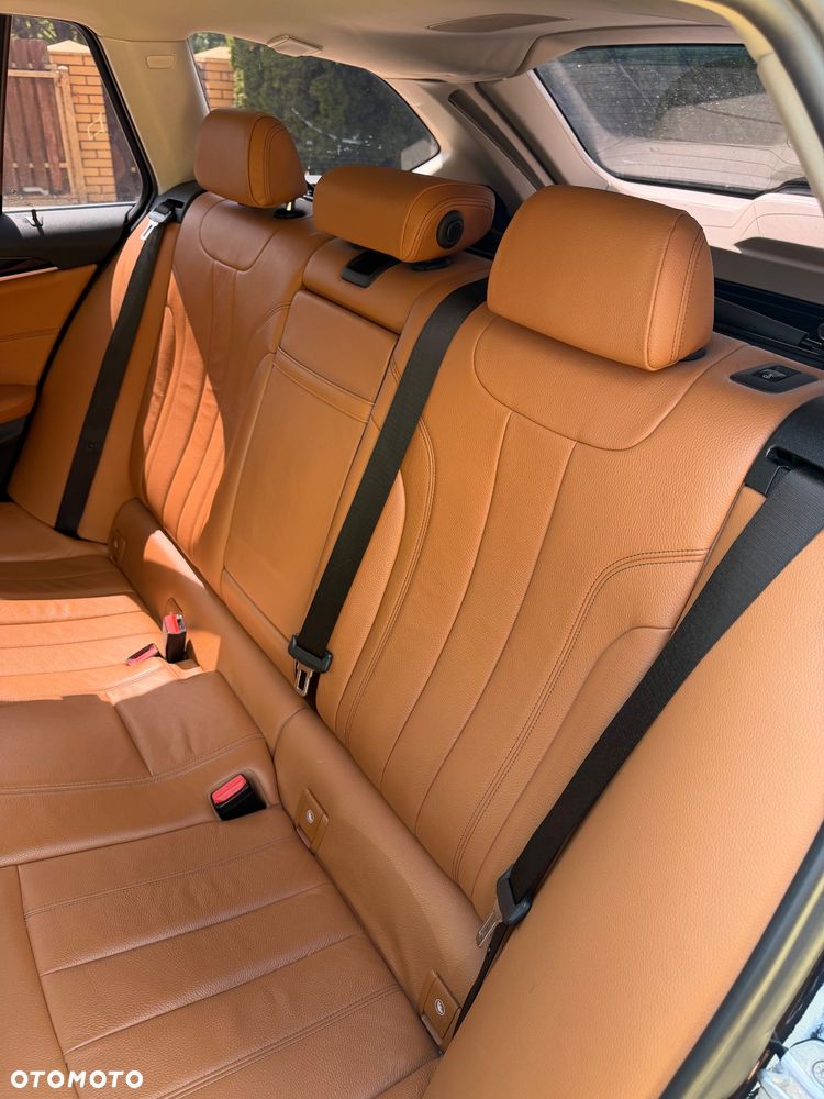 BMW Seria 5 520i Luxury Line - 17