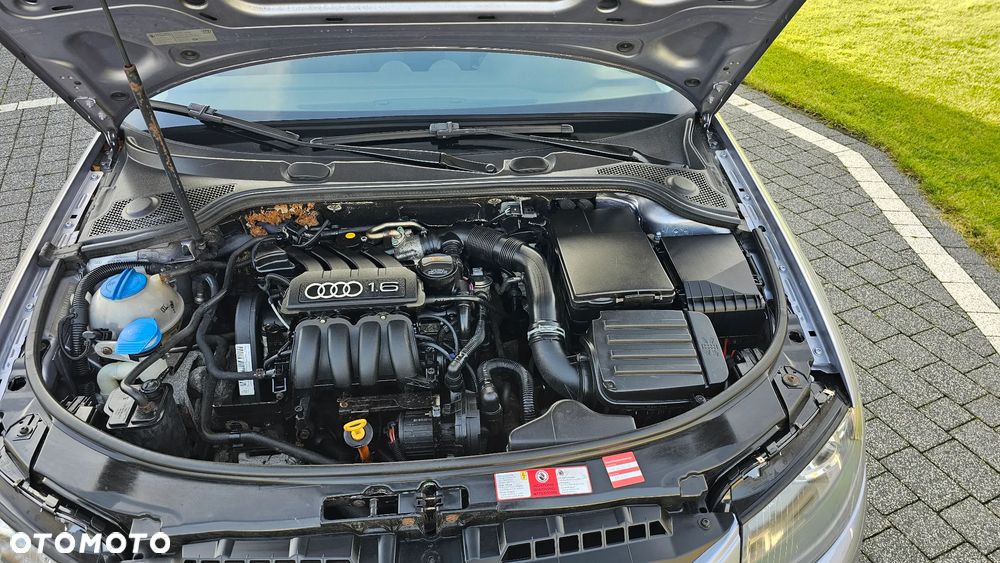 Audi A3 3-drzwiowe 1.6 Attraction - 10