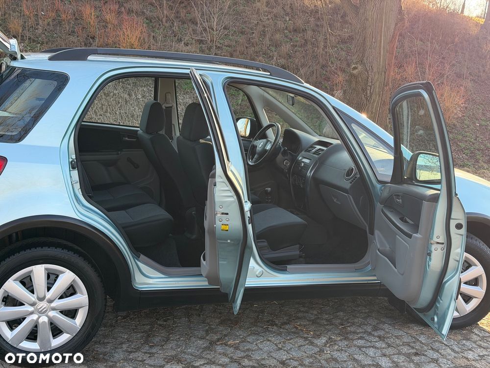 Suzuki SX4 1.9 DDiS DPF 4x4 Club - 9