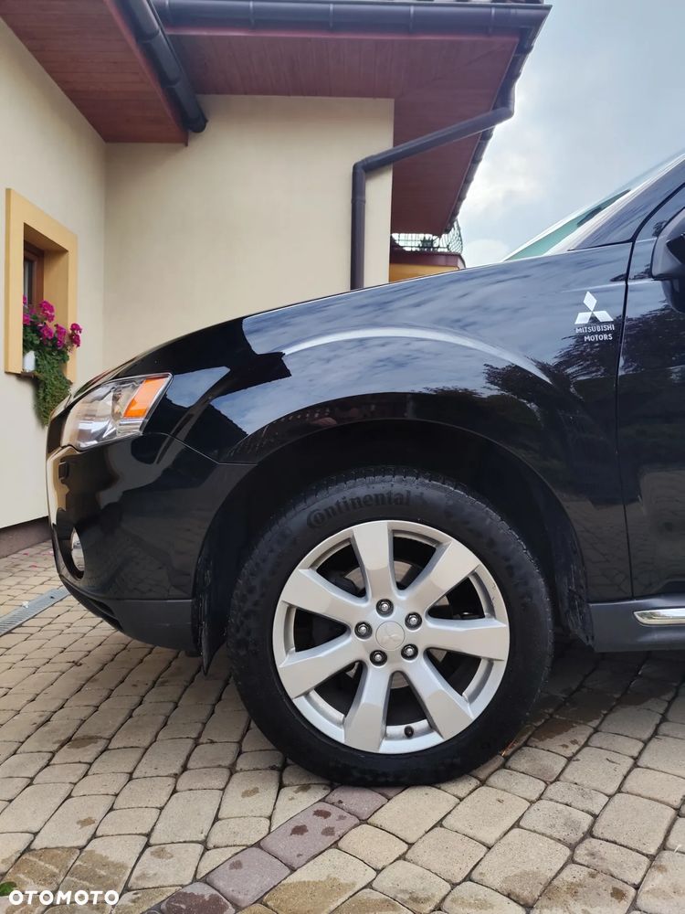 Mitsubishi Outlander 2.0 DID Intense + - 22