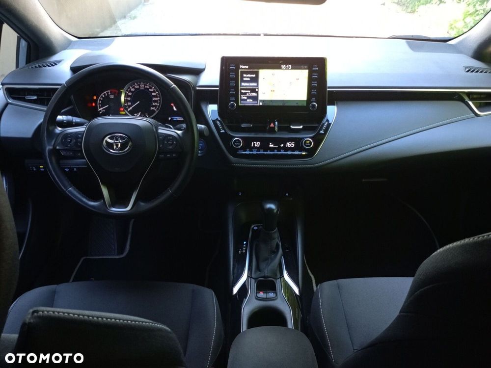 Toyota Corolla - 12