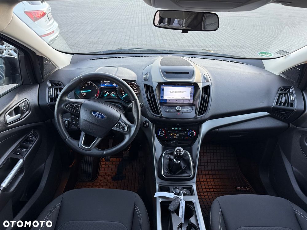Ford Kuga 1.5 EcoBoost 2x4 Cool & Connect - 14