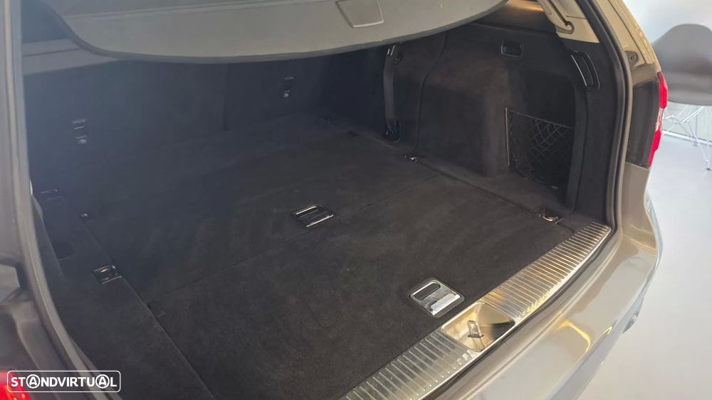 Mercedes-Benz E 250 CDi Avantgarde BlueEfficiency Auto. - 24