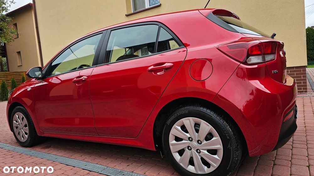 Kia Rio 1.2 L Business Line - 25
