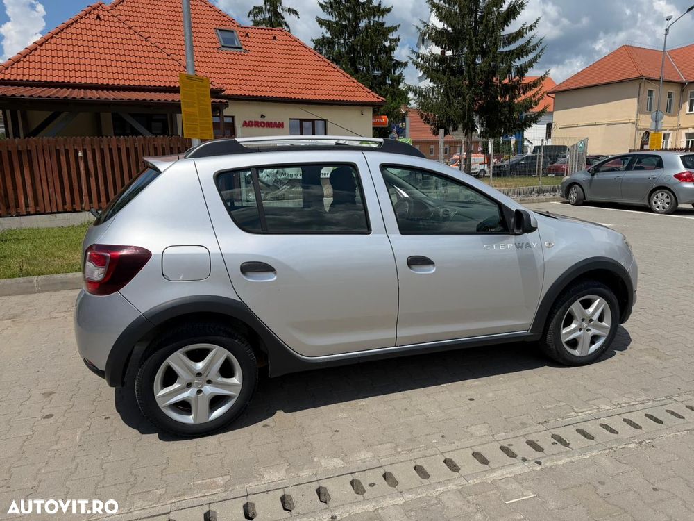 Dacia Sandero 1.5 dCI Stepway - 4