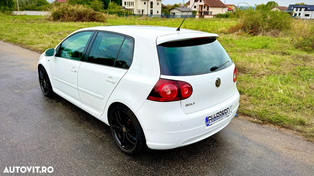 Volkswagen Golf - 3