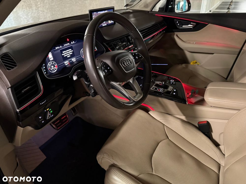 Audi SQ7 4.0 TDI Quattro Tiptronic - 18