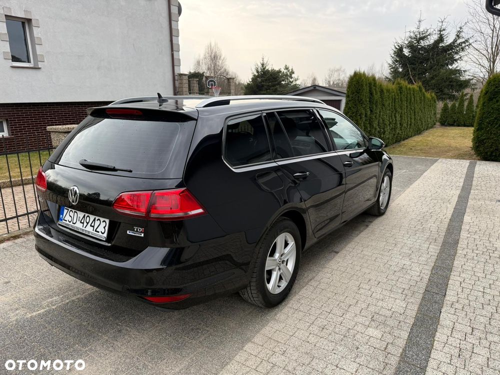 Volkswagen Golf 1.6 TDI BlueMotion Technology DSG Comfortline - 4