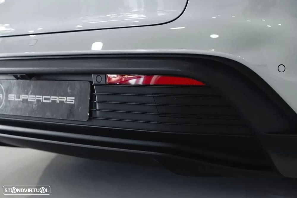 Porsche Taycan 4S - 15