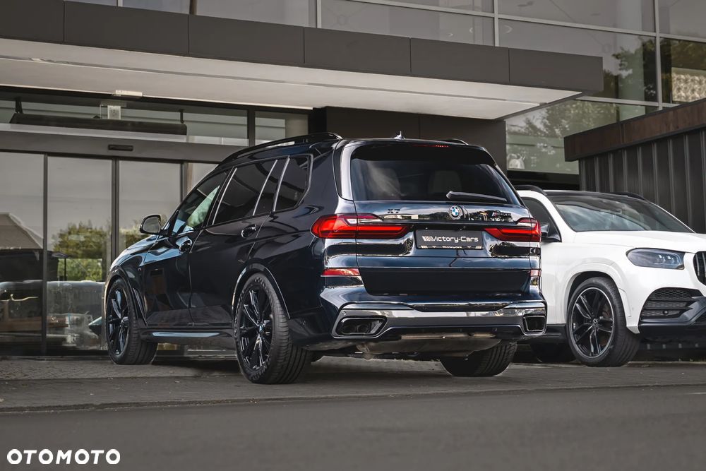 BMW X7 M50i sport - 13