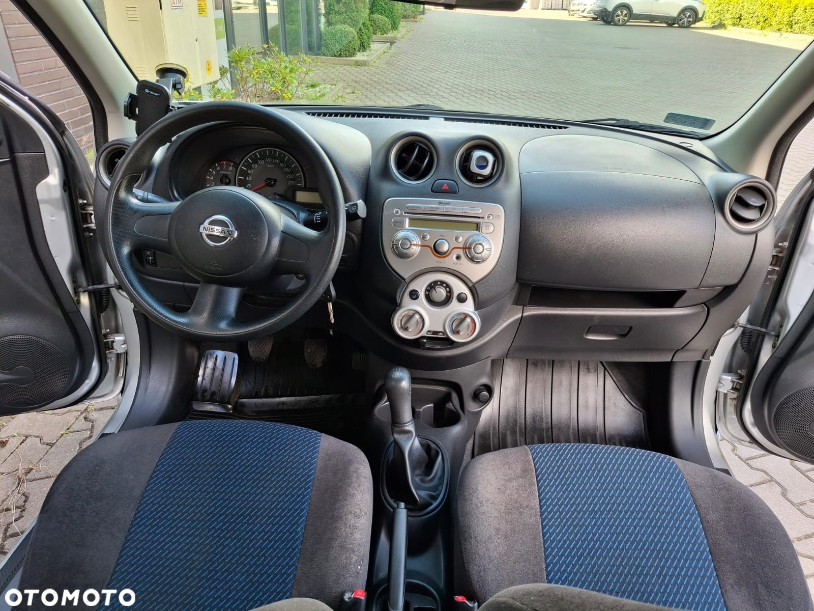 Nissan Micra 1.2 30 Jahre Edition - 11
