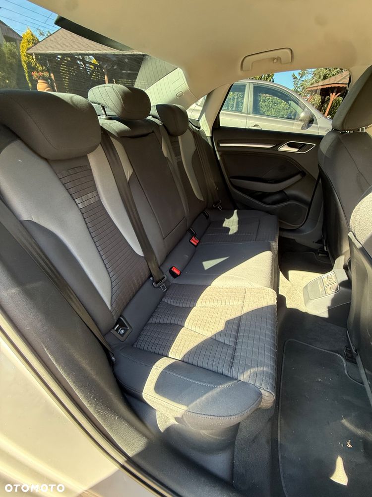 Audi A3 Limousine 1.4 TFSI cylinder on demand S tronic Ambition - 14