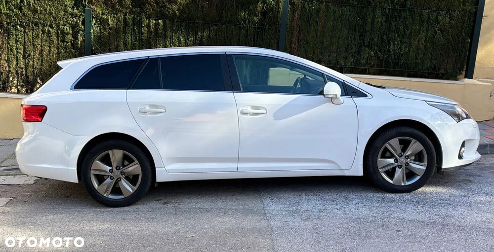 Toyota Avensis 1.8 Prestige - 2