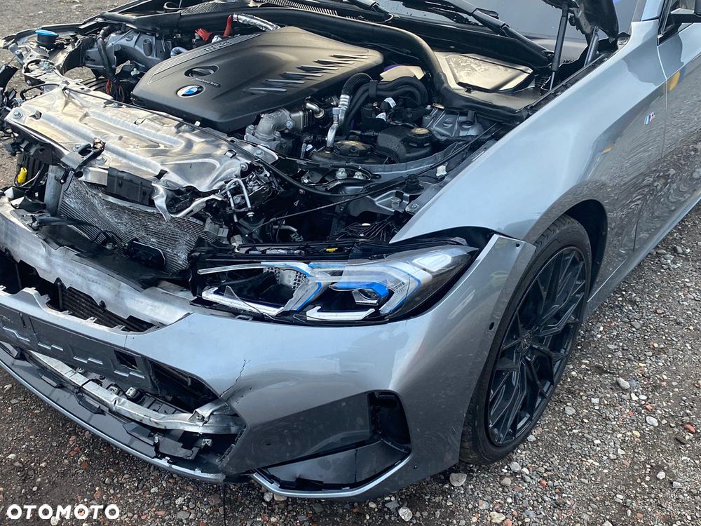 BMW Seria 3 330d xDrive mHEV M Sport - 4