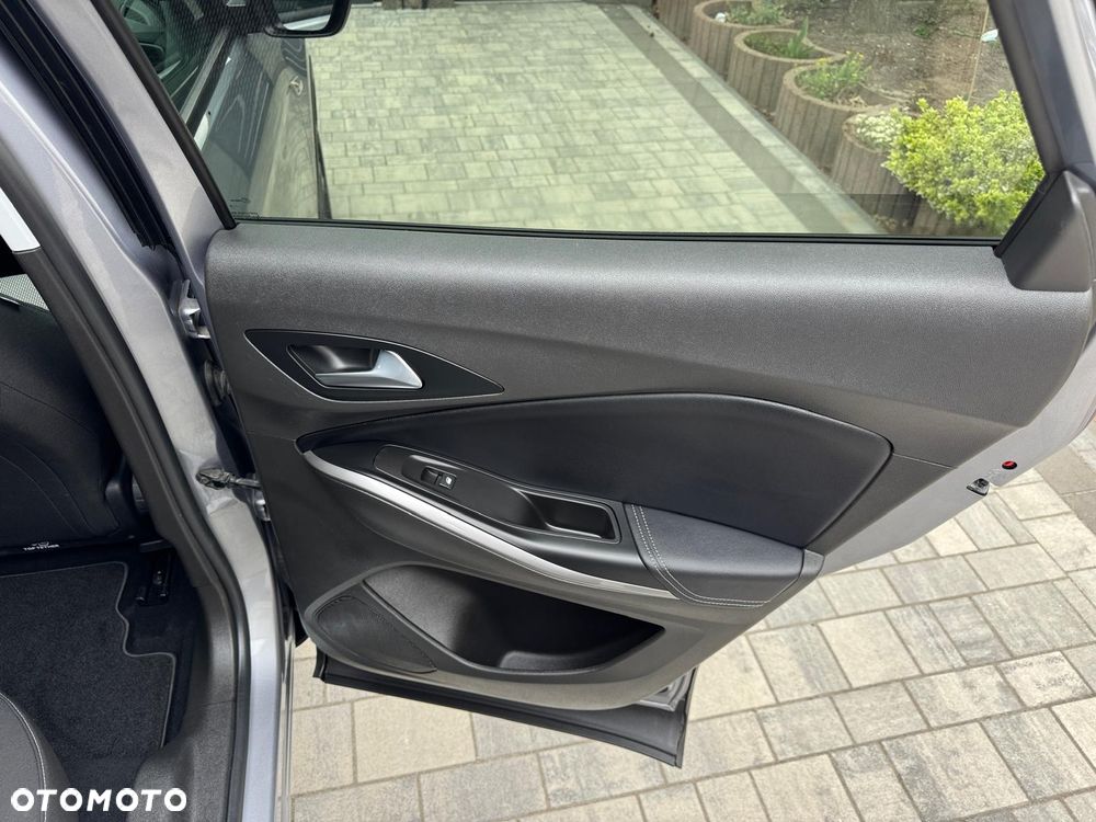 Opel Grandland X 1.2 T GPF Elegance Business Pack S&S - 28