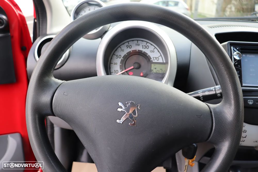 Peugeot 107 1.0 Urban - 6