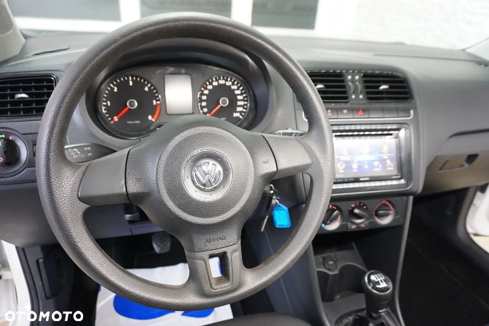 Volkswagen Polo - 22