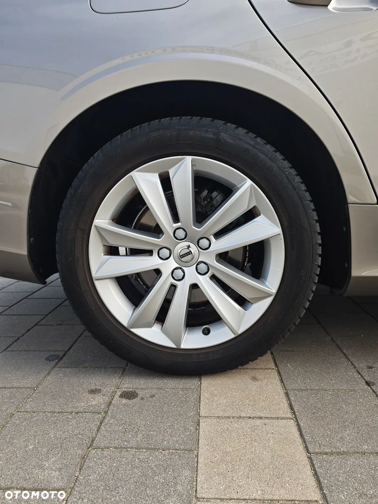 Volvo V60 D3 Drive-E Momentum - 34
