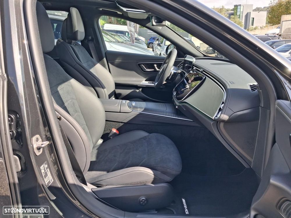 Mercedes-Benz E 220 d AMG Line - 14