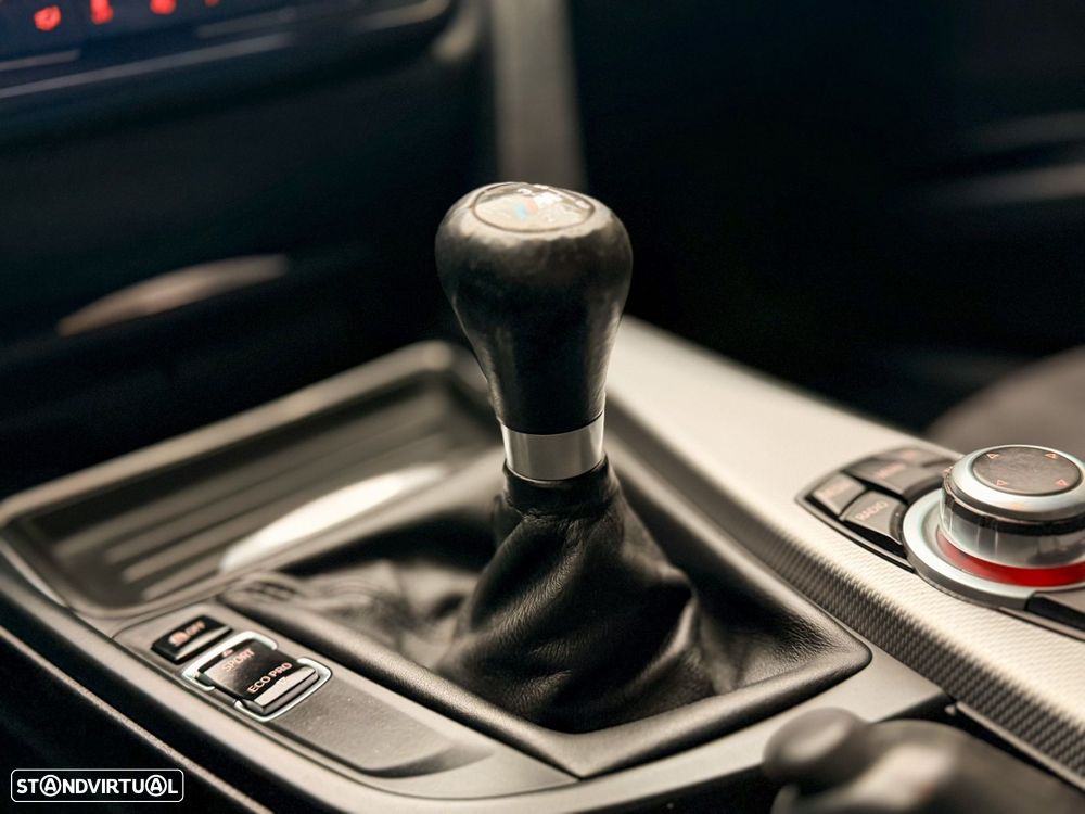 BMW 320 d Pack M - 37