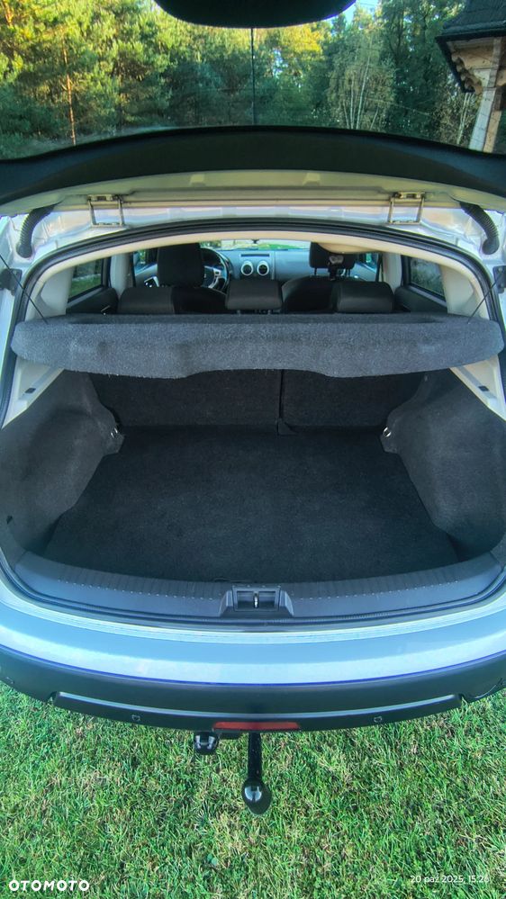 Nissan Qashqai 2.0 dCi 4x4 Tekna Premium - 8