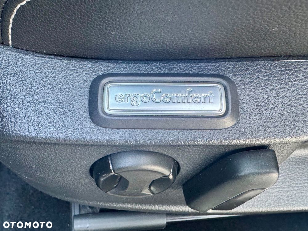 Volkswagen Passat 2.0 TDI SCR Highline DSG - 22