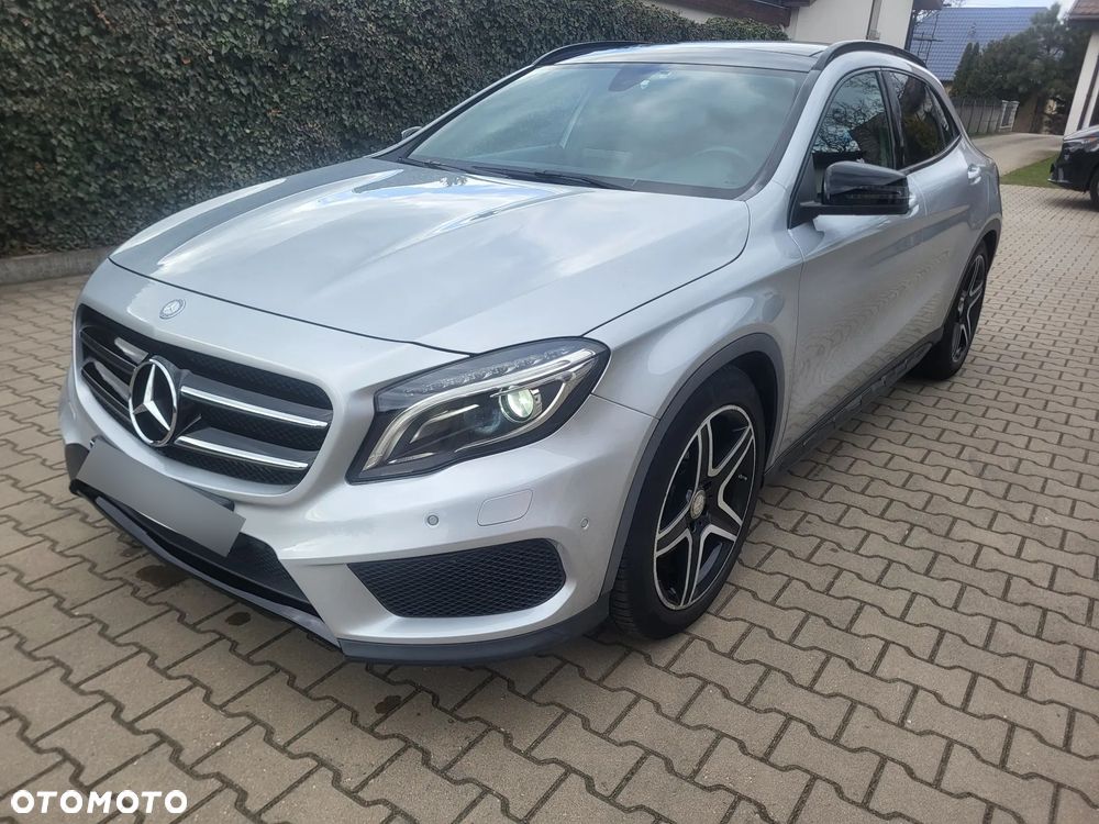Mercedes-Benz GLA 220 d 7G-DCT AMG Line - 1